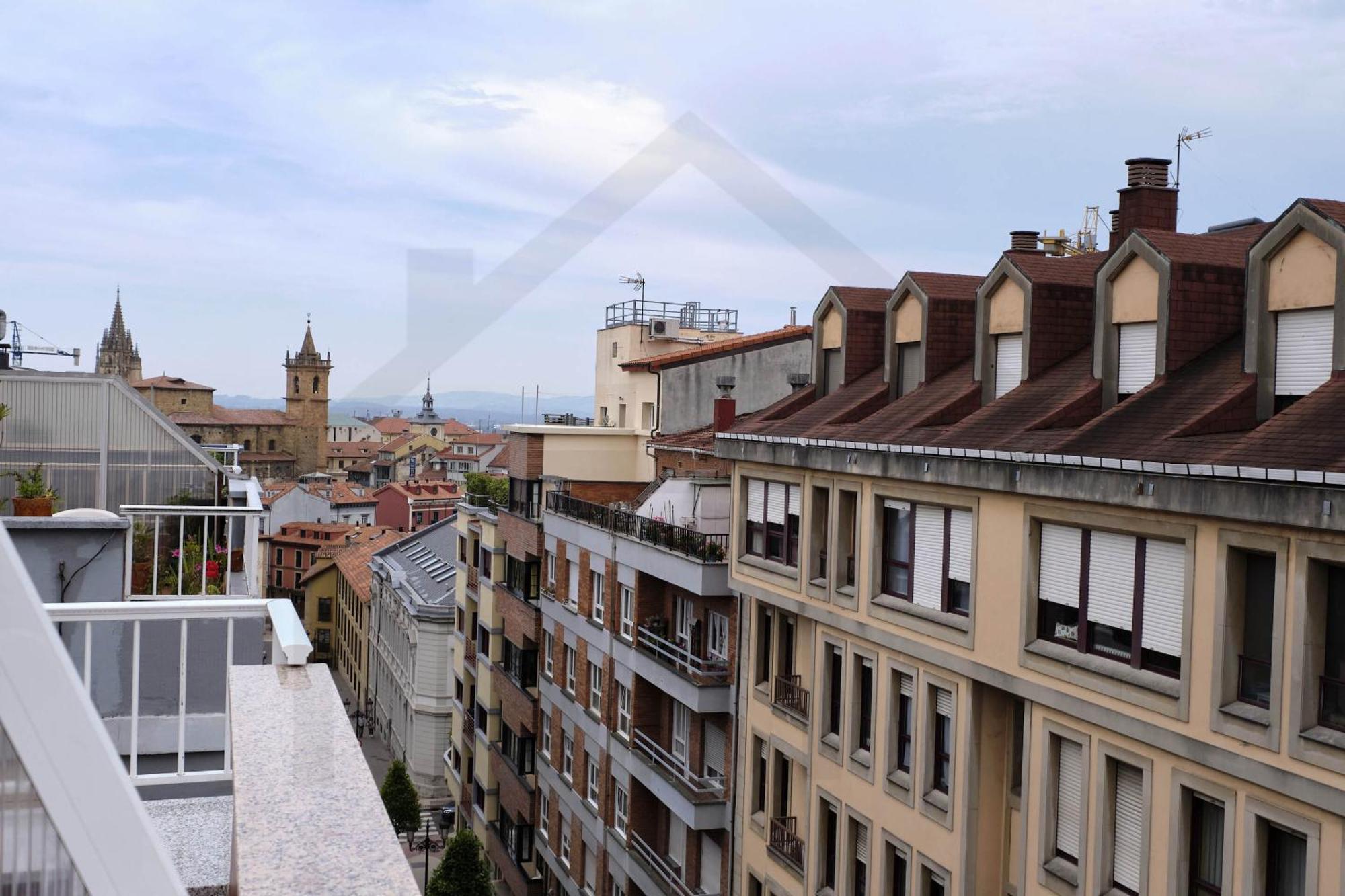 Atico Quintana I - Con Terraza, Vistas A La Ciudad, En El Centro, Con Wifi Y Garaje Leilighet Oviedo Eksteriør bilde